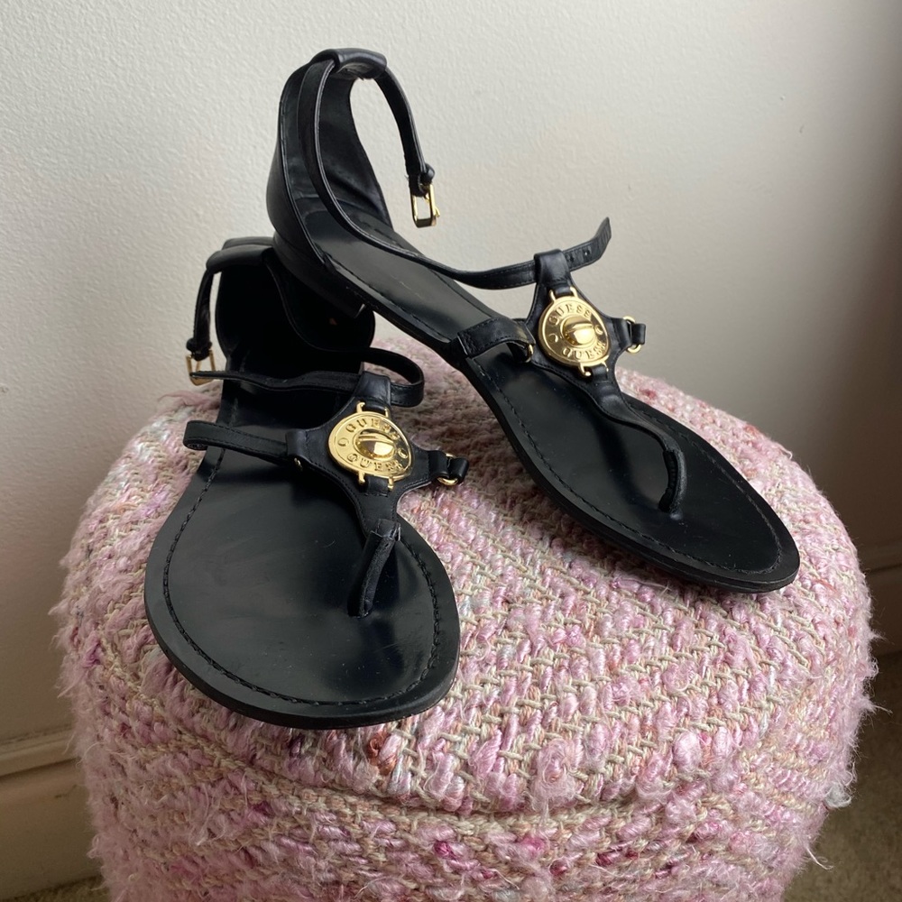 Flats thong Sandals